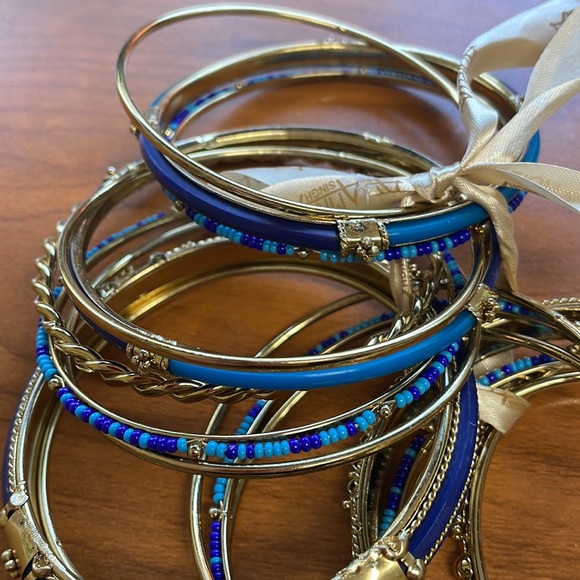 💙💙Amrita Singh 18 piece Monaco Bangle Bracelet Set New!💙💙 - Picture 2 of 4